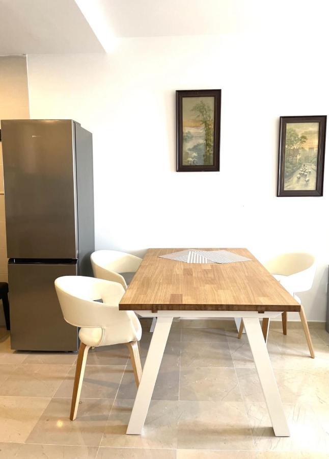 דירות מארבלה Casa Rosa Nova מראה חיצוני תמונה
